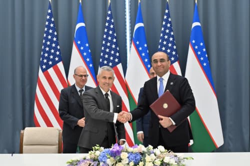O‘zbekiston va AQSh rasmiy xodimlarining oila a’zolarini ishga joylashtirish to‘g‘risidagi bitim imzolandi