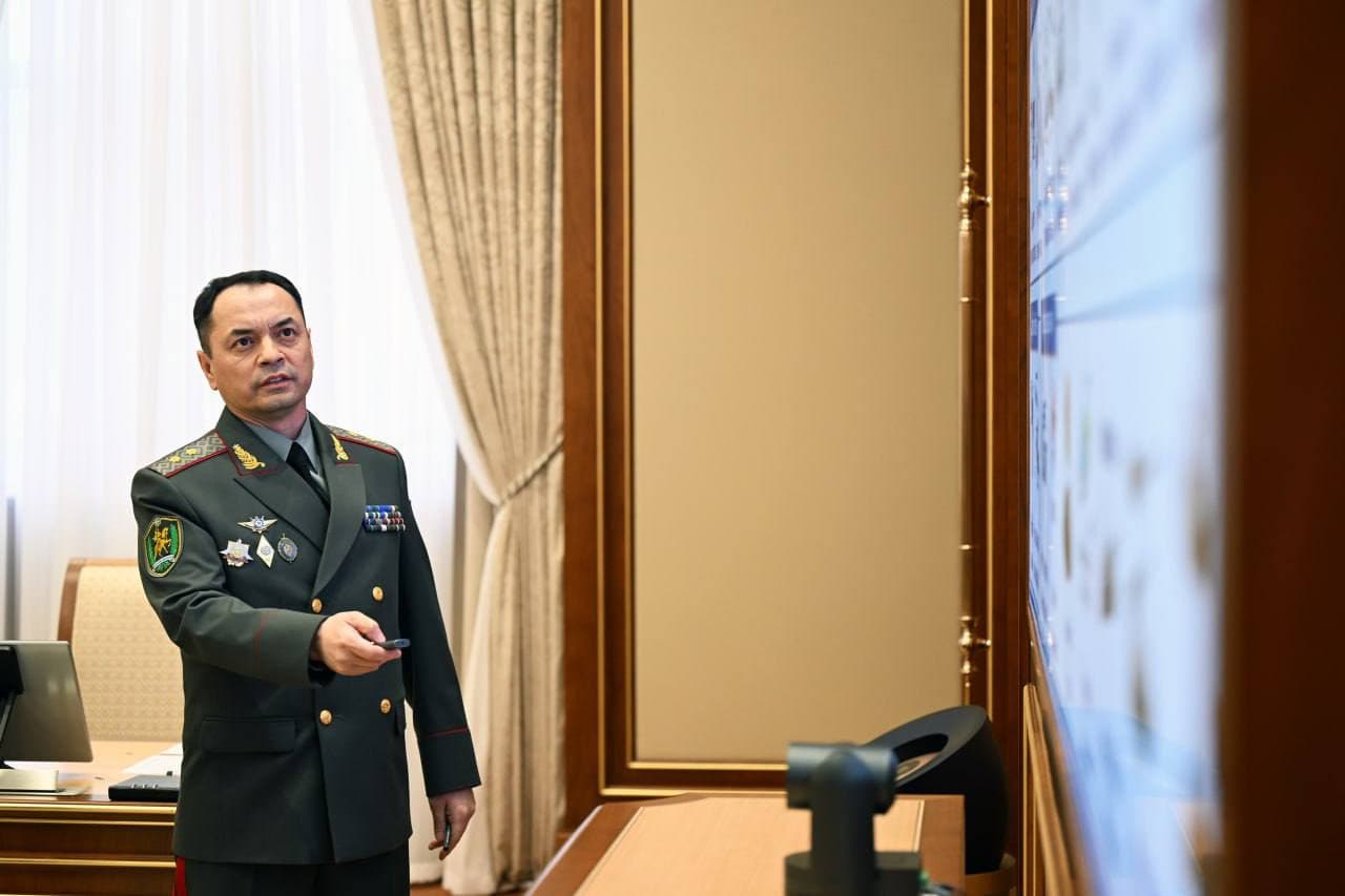 Обсуждены вопросы укрепления обороноспособности страны