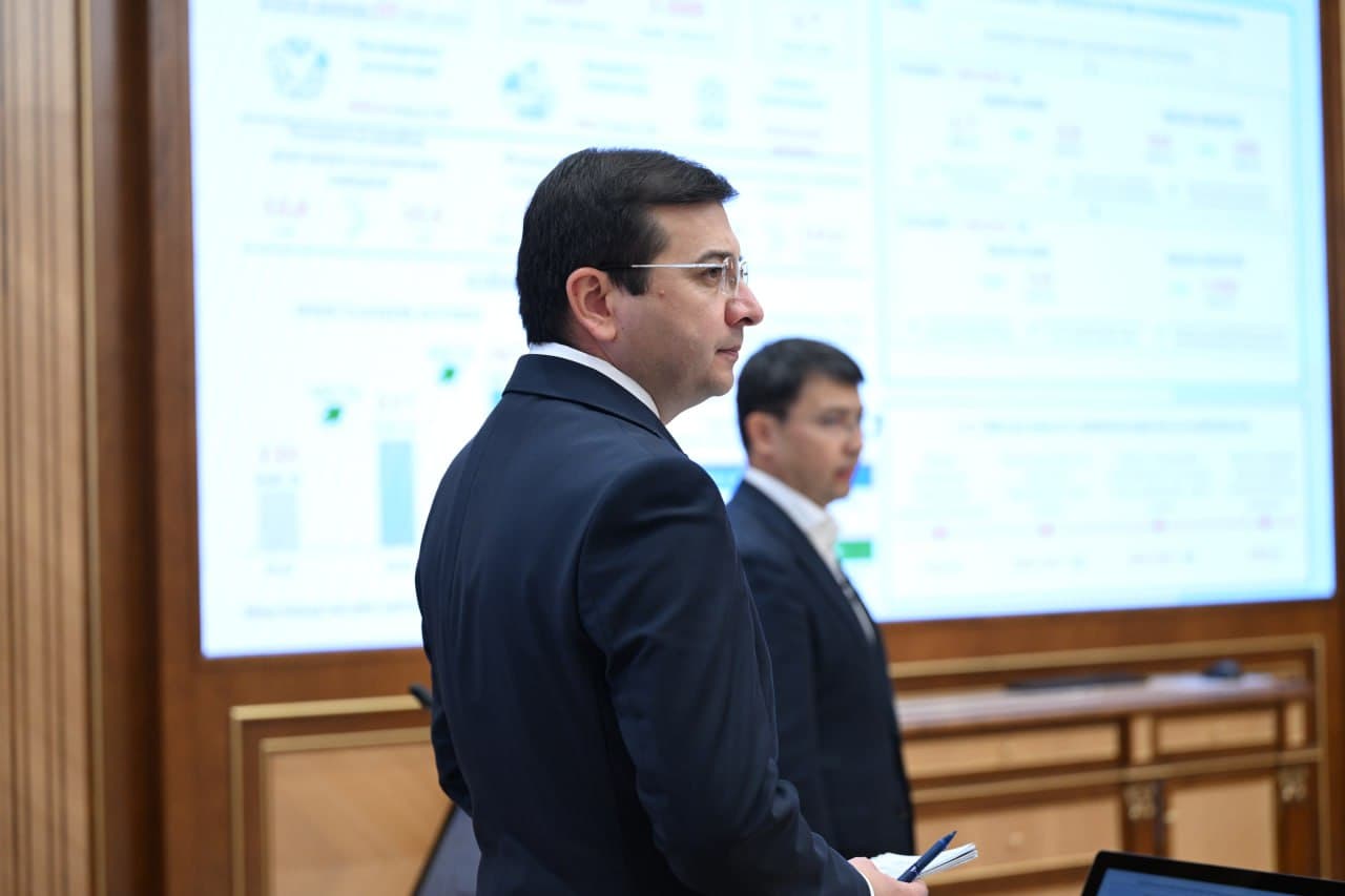Kimyo sanoatidagi yirik investitsiya loyihalarini jadallashtirish masalalari koʻrib chiqildi