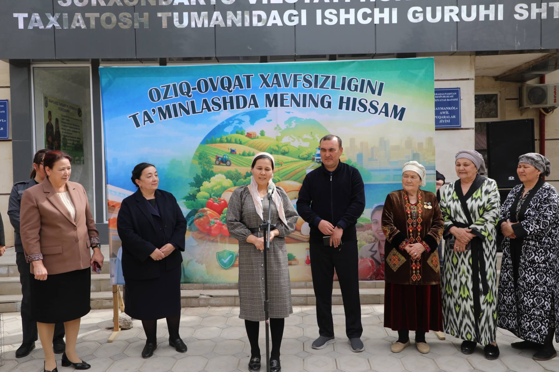 Қорақалпоғистон Республикасида хотин-қизлар масалаларига бағишланган амалий тадбирлар давом этмоқда