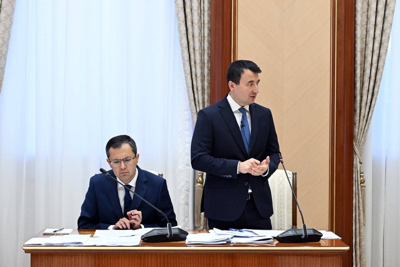 Иқтисодиётда ўсиш суръатларини сақлаш ва давом эттириш чоралари кўриб чиқилди