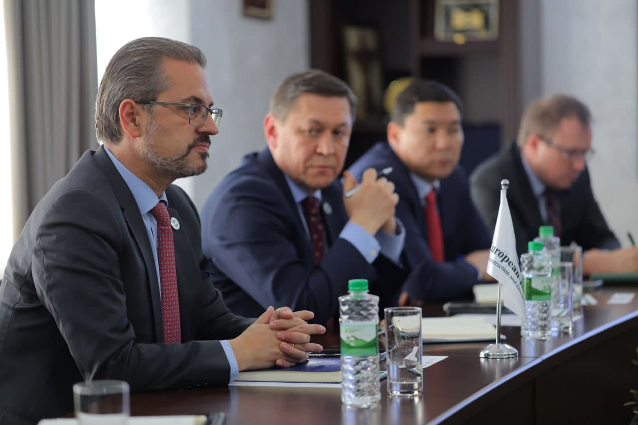 ЕТТБ Ўзбекистондаги ваколатхонаси раҳбари билан учрашув