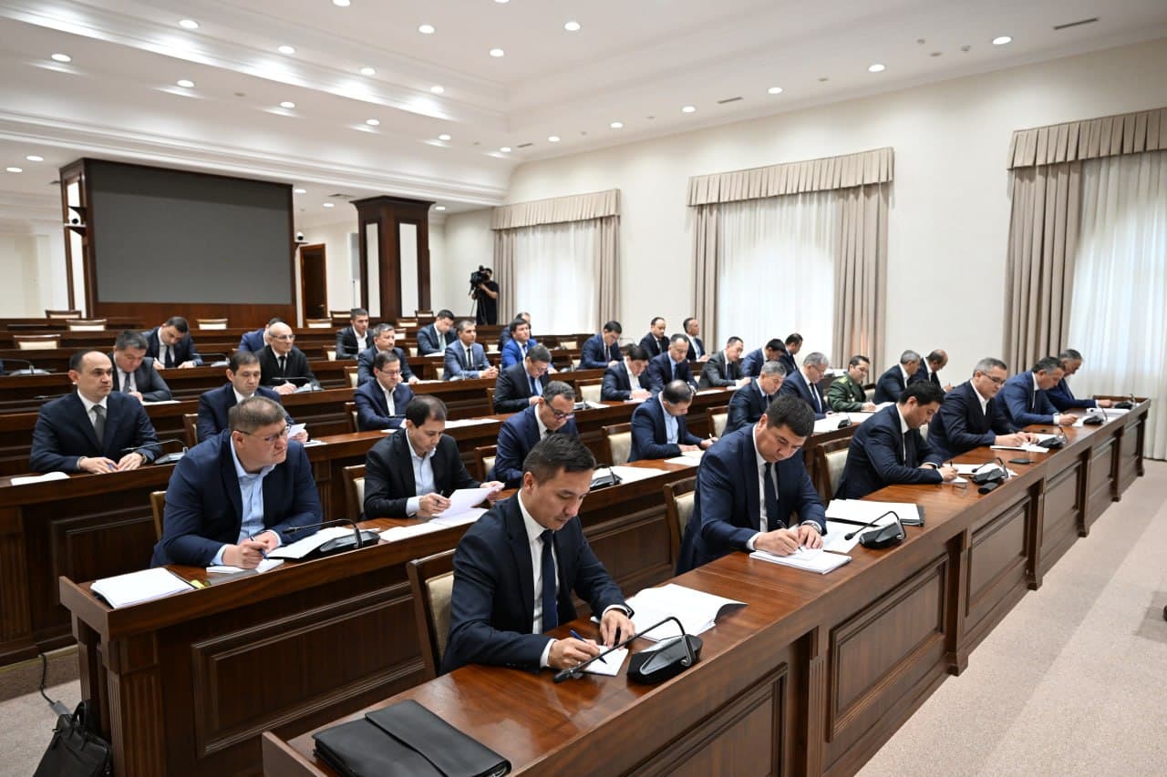 Progress and priorities in housing construction and urbanization reviewed