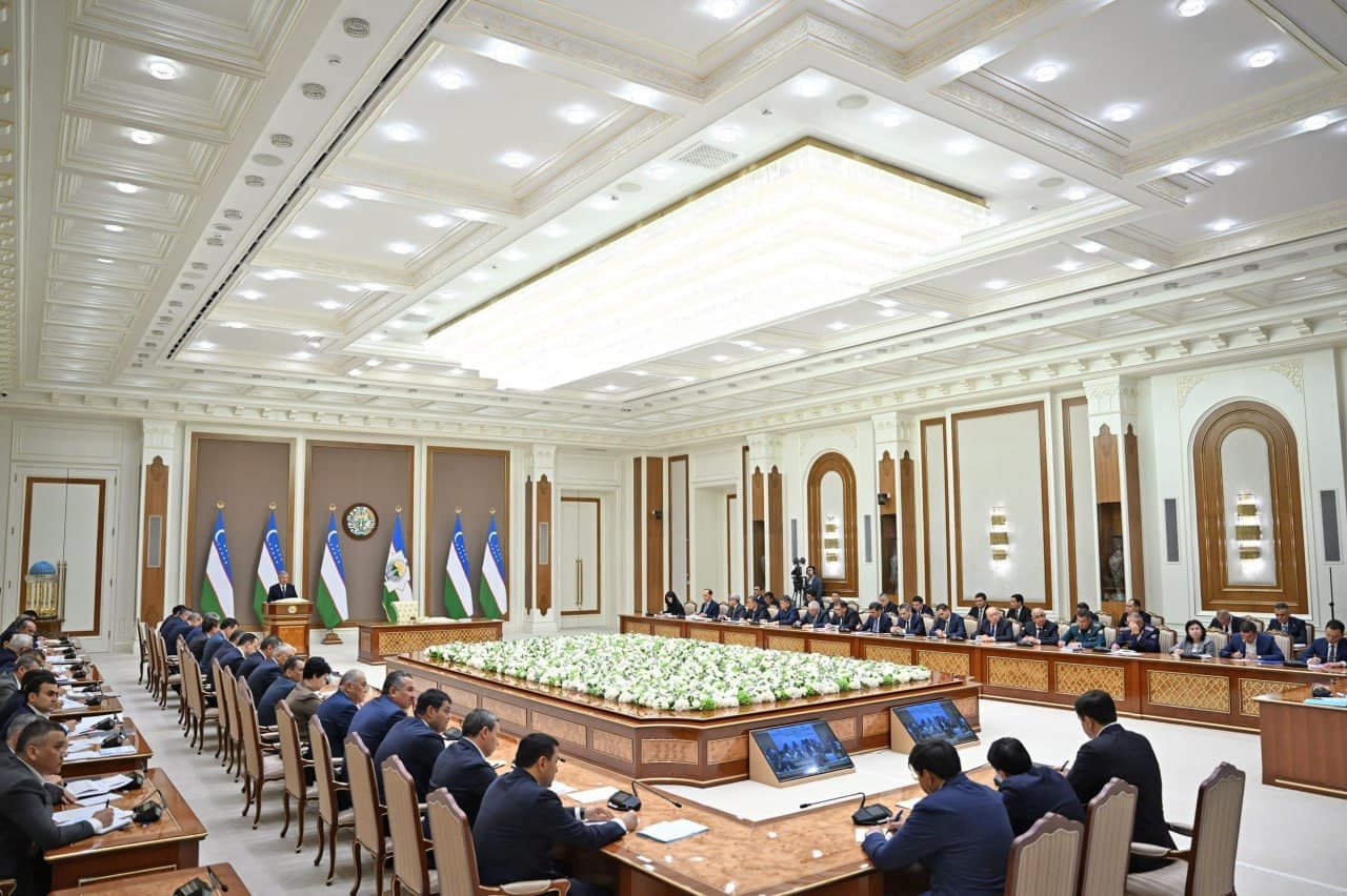 President outlines priority tasks to improve management and strengthen accountability in the energy sector.