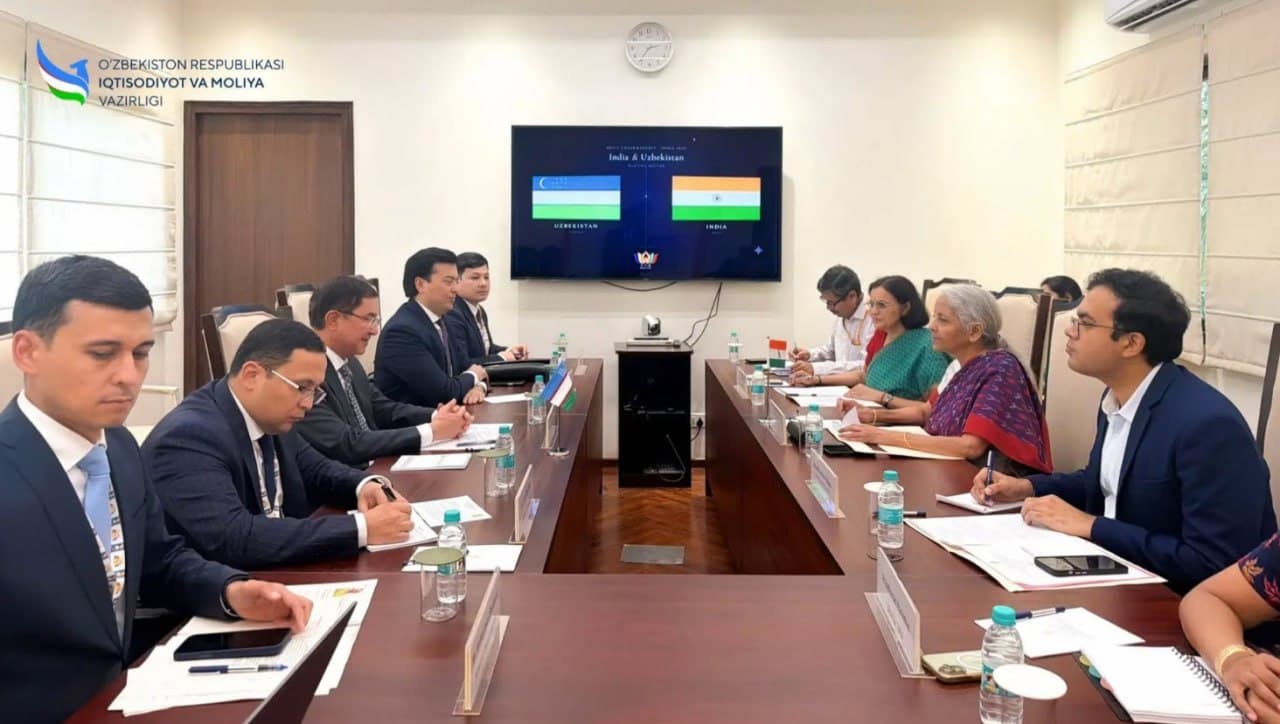 Meeting Held with the Minister of Finance of the Republic of India