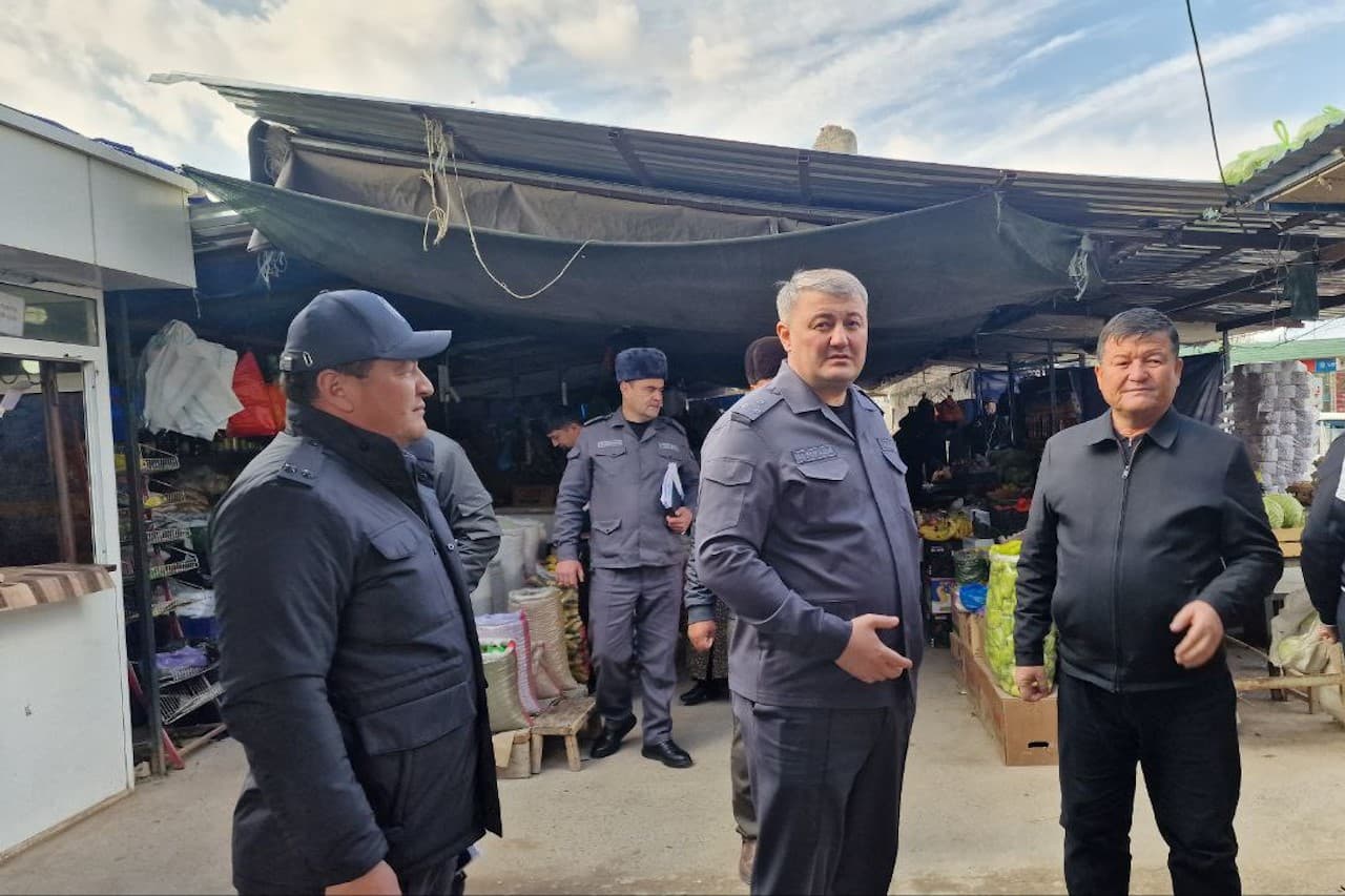 Руководством УВД Сурхандарьинской области изучаются вопросы безопасности, экологической обстановки и ход подготовки к зимнему сезону