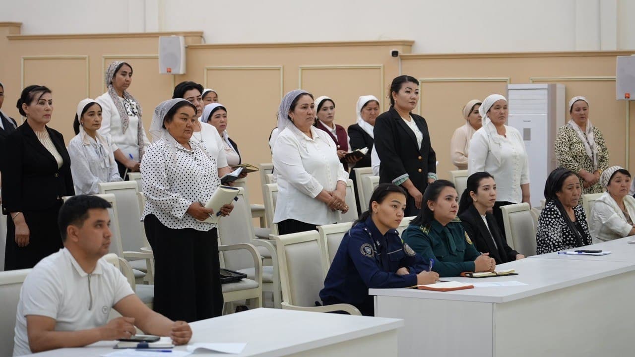 IIV Jamoat xavfsizligi departamenti rahbariyati tomonidan Andijon viloyatida ayollar va voyaga yetmaganlar huquqlarini himoya qilishga qaratilgan targʻibot tadbirlari amalga oshirilmoqda