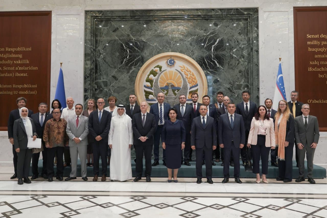 Oliy Majlis Senatida “30-iyul – Butunjahon odam savdosiga qarshi kurashish kuni”ga bagʻishlangan “Oʻzgarib borayotgan dunyoda odam savdosiga qarshi kurashish: profilaktika, himoya va hamkorlik” mavzusidagi xalqaro konferensiya boʻlib oʻtdi