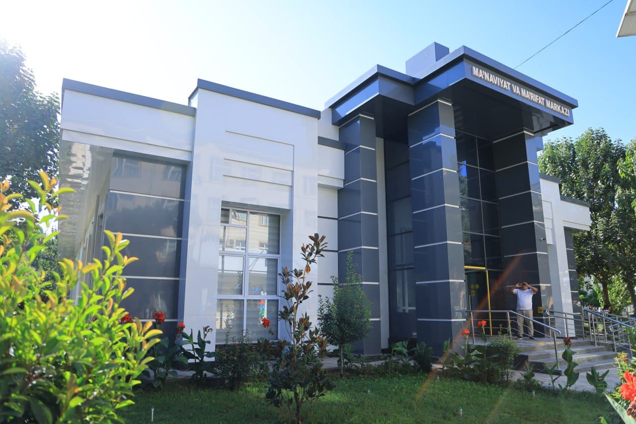 Namangan davlat universitetining Yuridik fakultetida yangi oʻquv yili munosabati bilan “Rahbar va yoshlar uchrashuvi” boʻlib oʻtdi