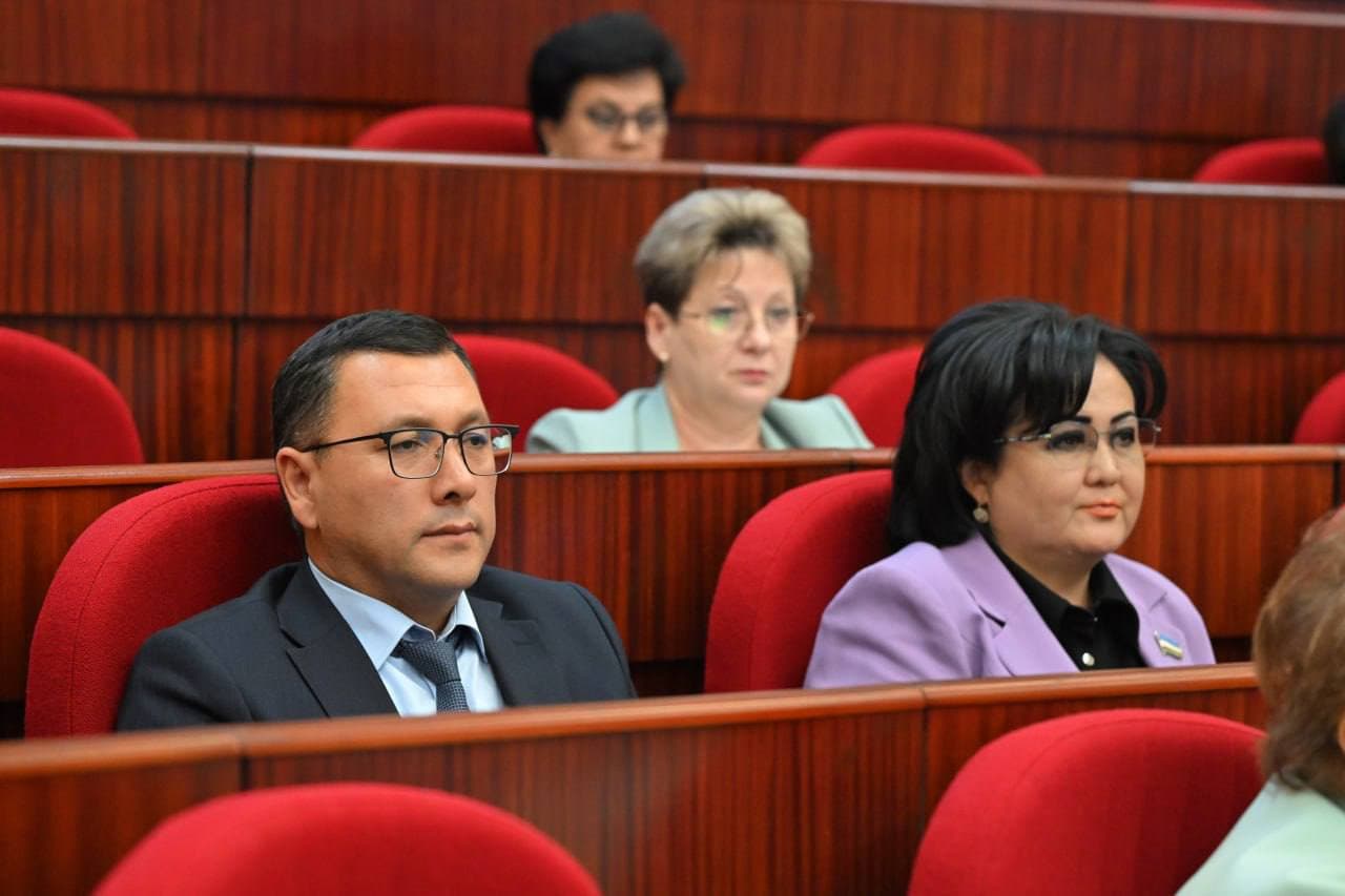 Oliy Majlis Qonunchilik palatasida “Hukumat soati” bo‘lib o‘tmoqda