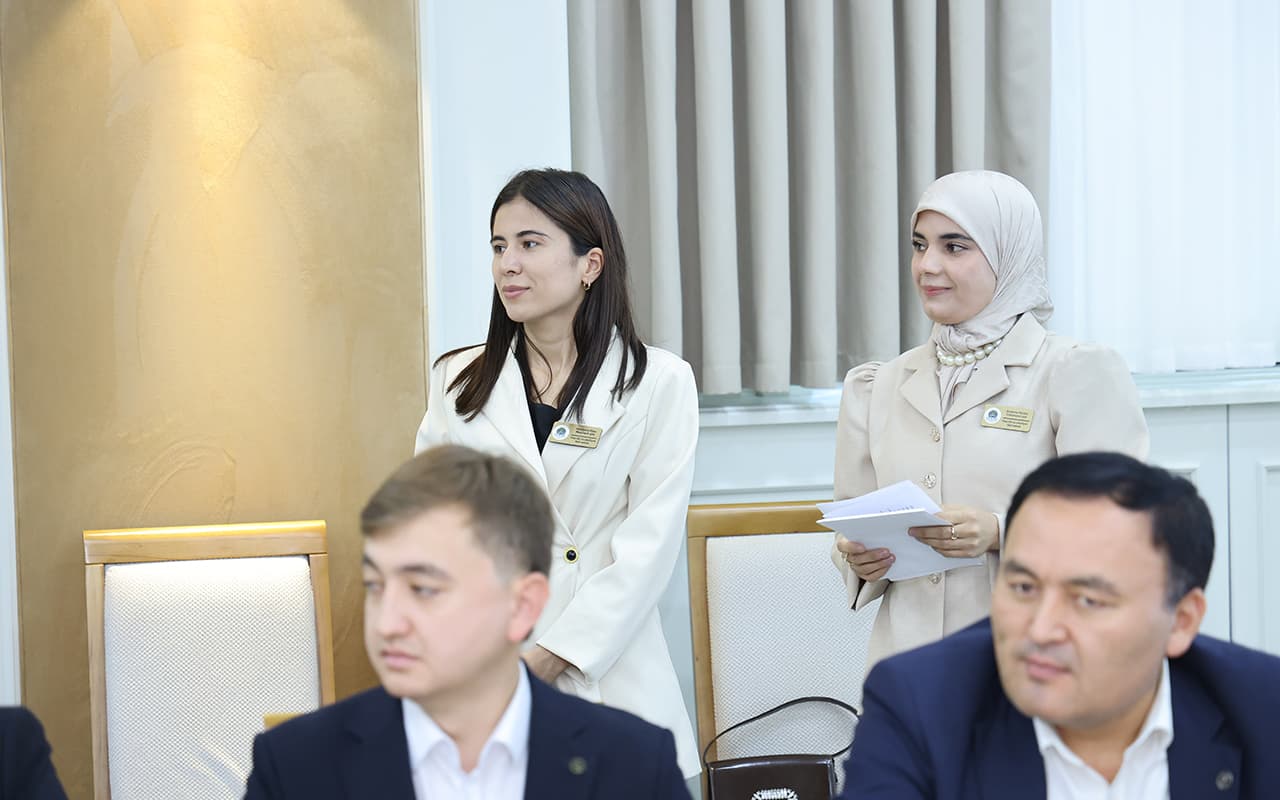 Tourism Committee holds “Nationwide dictation” to mark Uzbek Language Day