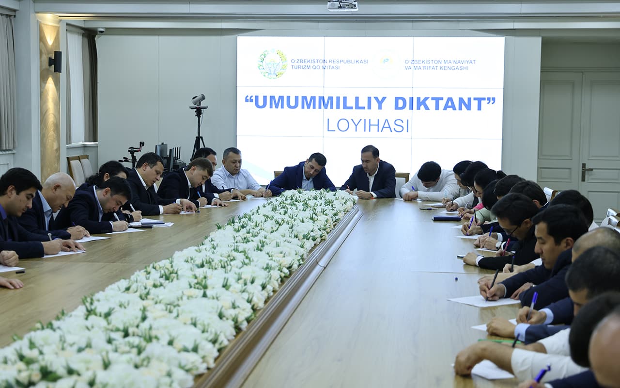 Tourism Committee holds “Nationwide dictation” to mark Uzbek Language Day