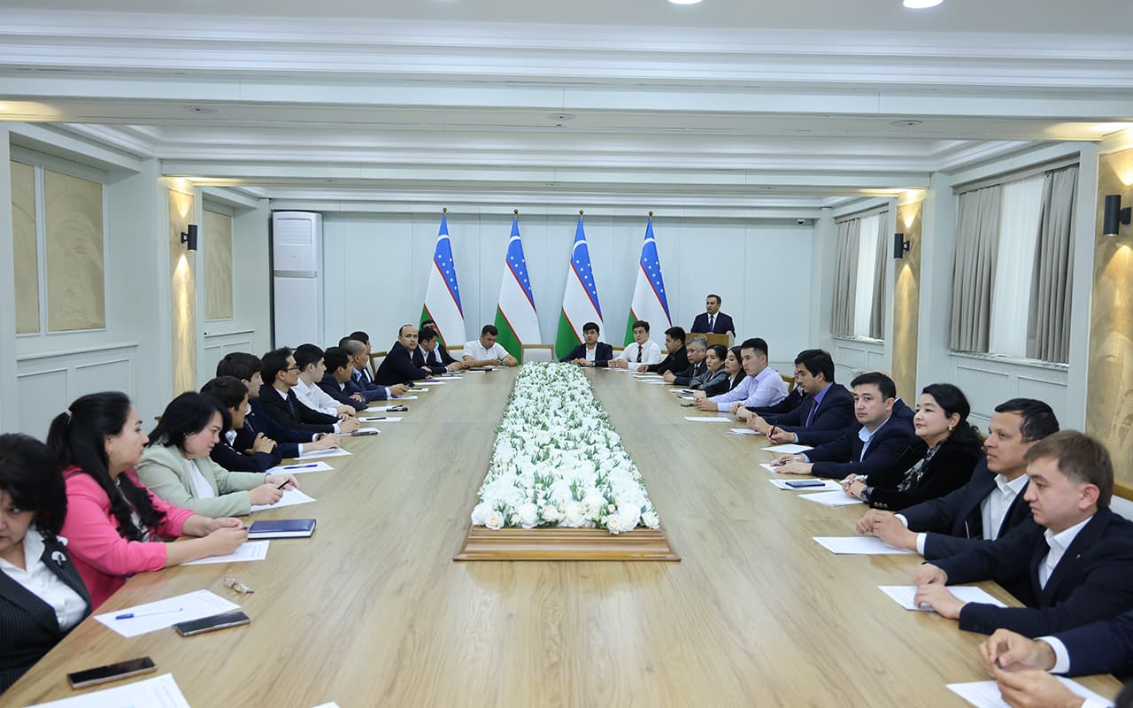Tourism Committee holds “Nationwide dictation” to mark Uzbek Language Day