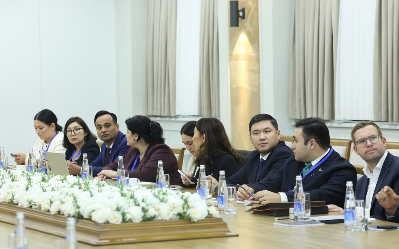 Young Leaders from Central Asia and Azerbaijan explore Uzbekistan’s tourism experience