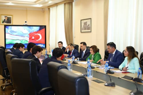 Uzbekistan and Türkiye Discuss Expanding Trade and Investment Cooperation