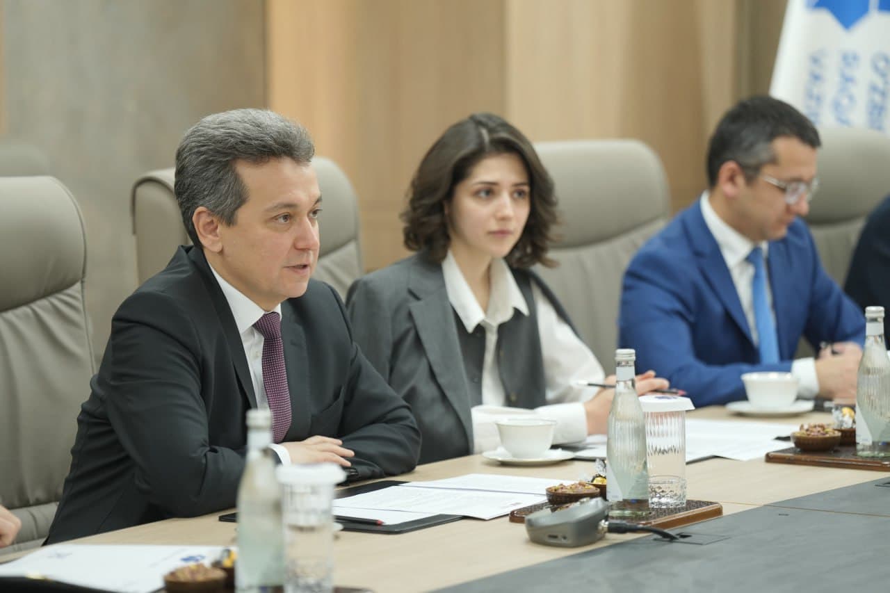 Министр цифровых технологий обсудил вопросы сотрудничества с MIT Kuo Sharper Center