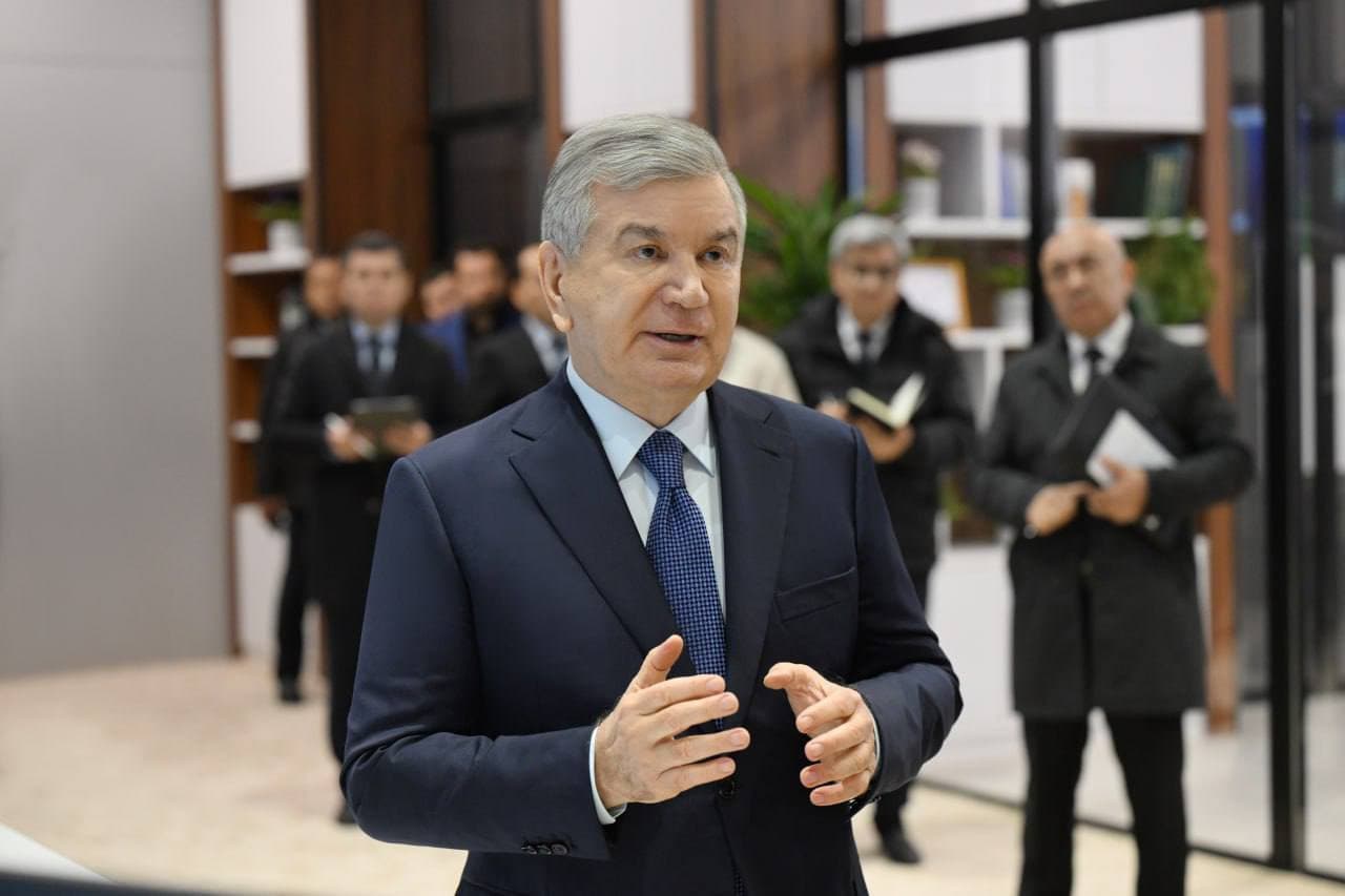 Prezidentimiz Olmaliq kon-metallurgiya kombinatining Raqamlashtirilgan boshqaruv markazida boʻldi