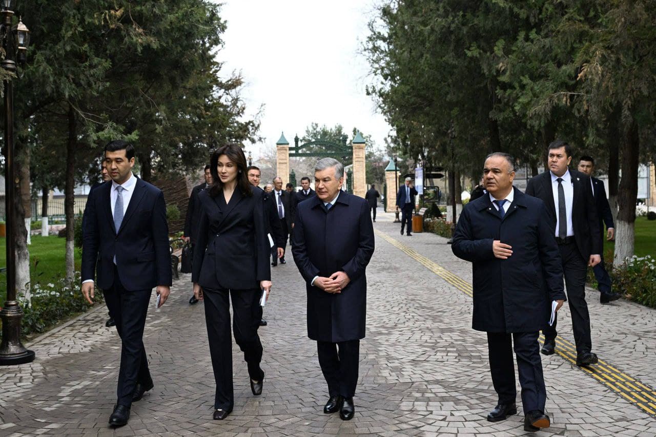 Президент встретился с молодежью в Самарканде