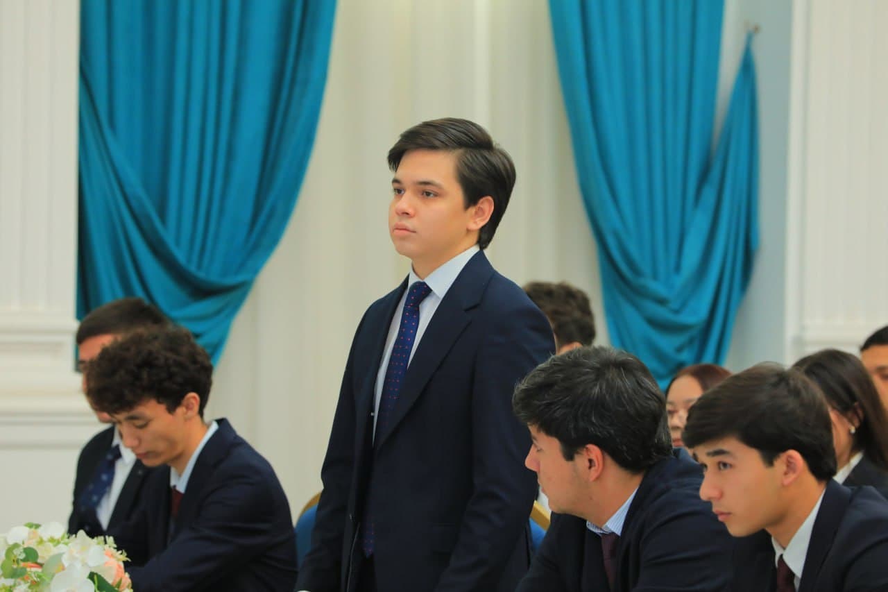 Yoshlarga shaxsiy rivojlanish va axborot siyosatiga oid mahorat darsi o‘tkazildi
