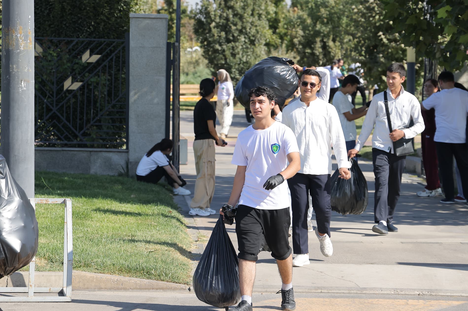 Tashkent hosts "Green Games" and sports marathons