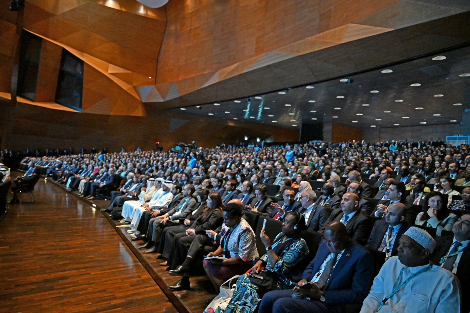 Shavkat Mirziyoyev Put Forward Key Initiatives on Sustainable Cities in Baku